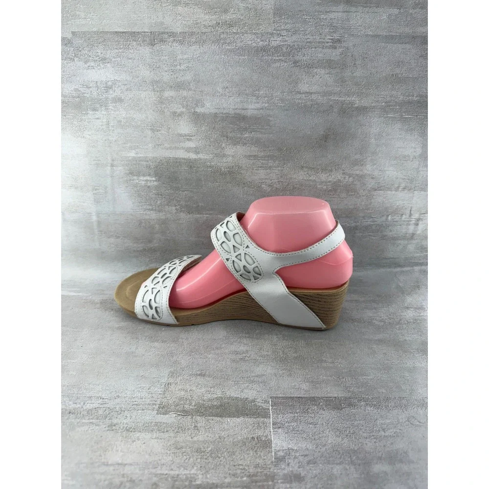 Clarks wedge sandals